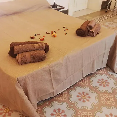 Garibaldi House Guest house